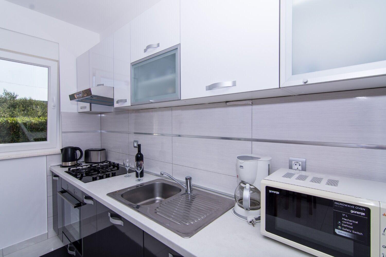 Apartments Ivica - Garden Terrace สลาทิเน ภายนอก รูปภาพ